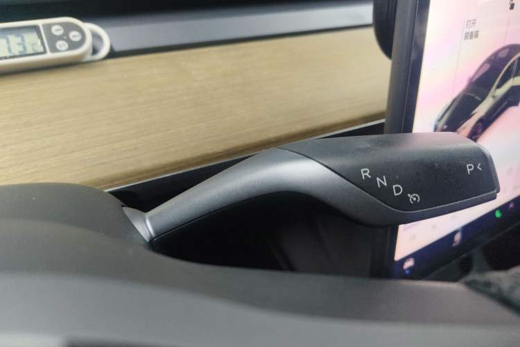 Used Tesla Model Y 2021 Standard Range Rear-Wheel Drive Version
