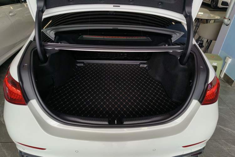 Used Mercedes-Benz C-Class 2025 C 260 L Sport Edition
