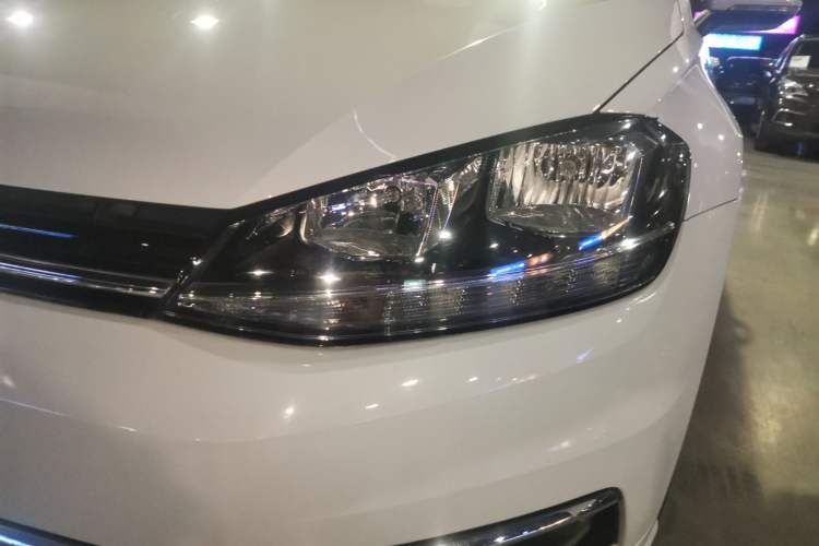 Used Volkswagen Golf 2020 200TSI DSG Comfortable and Ambitious Edition