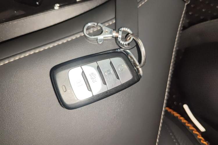 Used Changan CS95 2021 2.0T Two-Wheel Drive Luxury Version