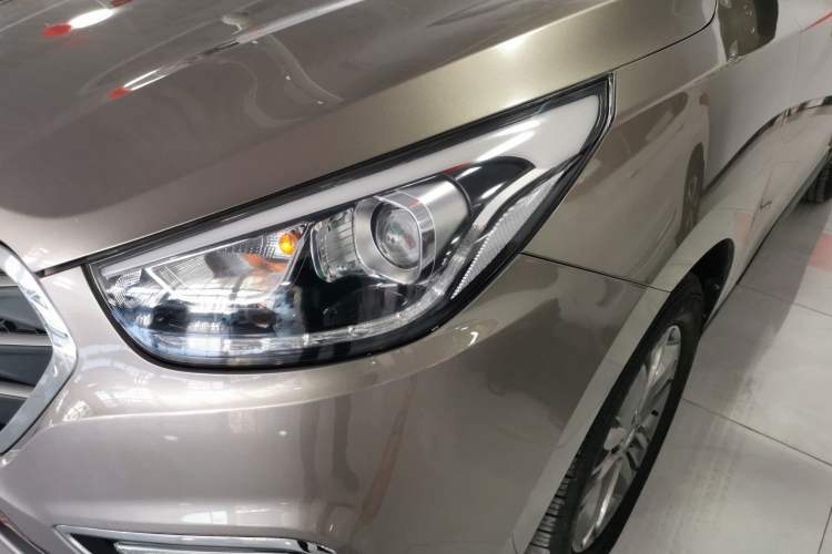 Used Hyundai ix35 2015 2.0L Automatic 2WD Smart Type China IV
