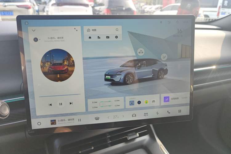 Used Lynk & Co 07 2024 EM-P 126 Long-Range Ultra
