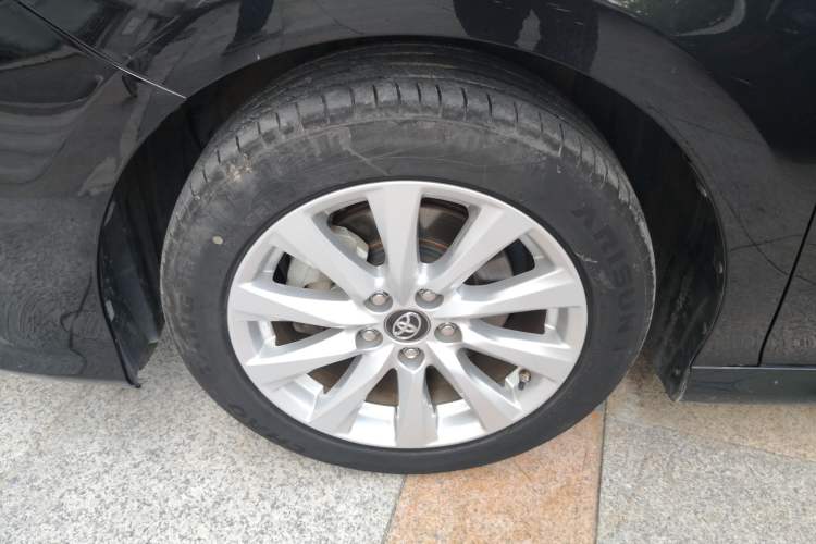 Used Toyota Camry 2019 Revised Version 2.0G Luxury Edition
