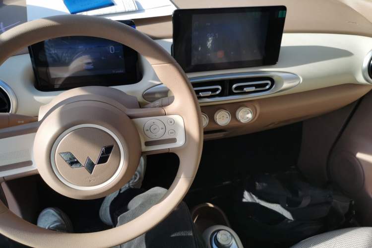 Used Wuling Hongguang MINIEV 2025 Four-Door Version Zhenxiang+ Edition
