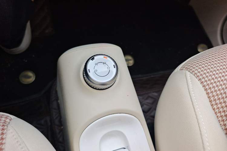 Used Wuling Hongguang MINIEV 2024 3rd Generation 215km Advanced Version