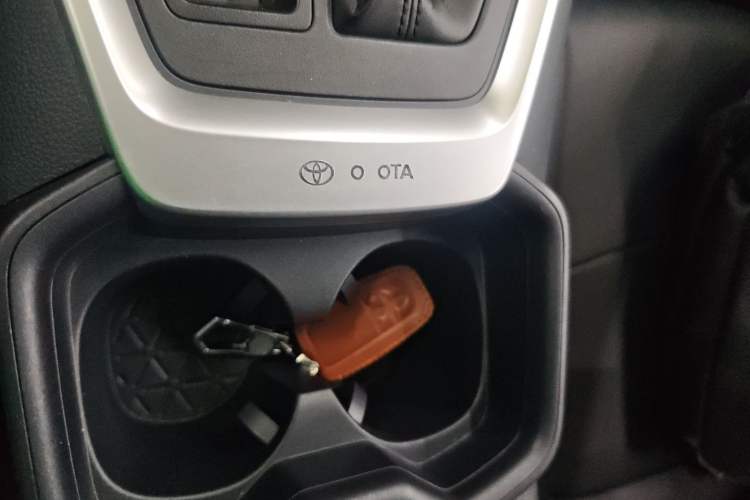 Used Toyota RAV4 2020 2.0L CVT Two-Wheel Drive Fashion Edition