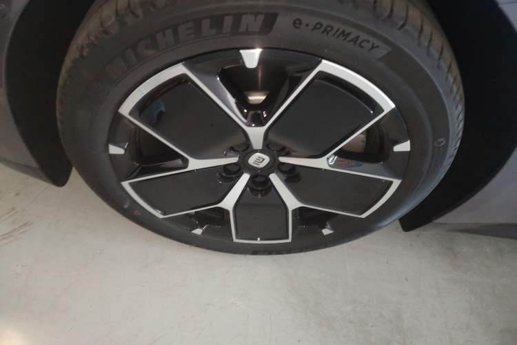 Used  SU7 2024 Rear-Drive Long-Range Intelligent Driving Version