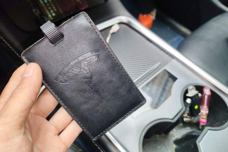 Used Tesla Model Y 2022 Long-Range All-Wheel-Drive Version