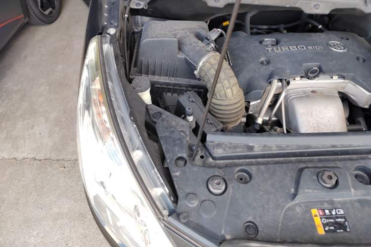 Used Buick GL8 2018 28T Luxury Model China VI Standard
