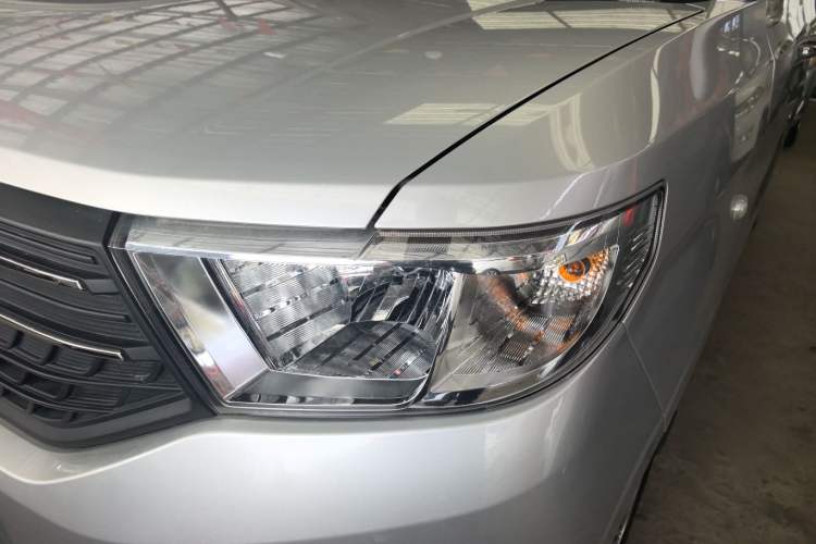 Used Wuling Hongguang V 2022 1.5L Jingqu Edition Electric-Assist LAR