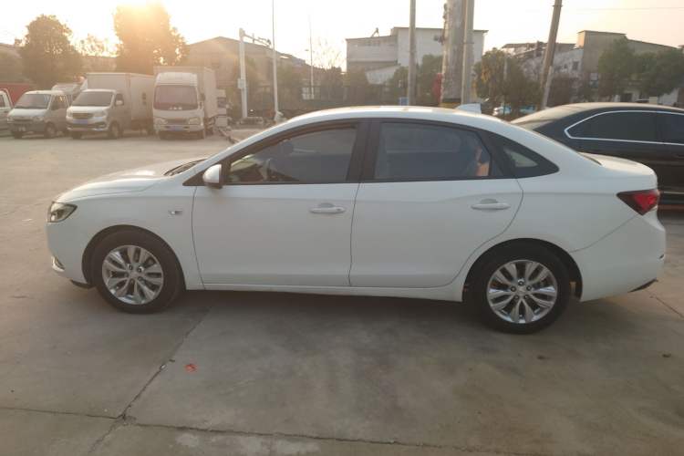 Used Buick GT 2018 15T Dual-Clutch Elite Model China V Standard
