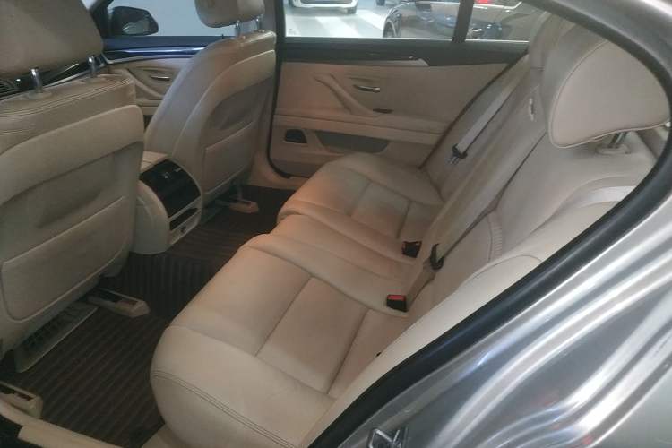 Used BMW 5 Series 2014 525Li Luxury Design Package
