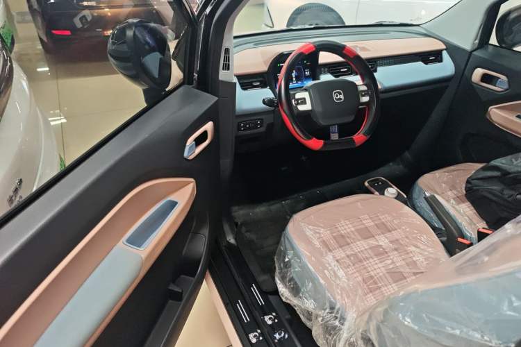 Used Chery QQ Ice Cream 2025 155km Sundae Edition
