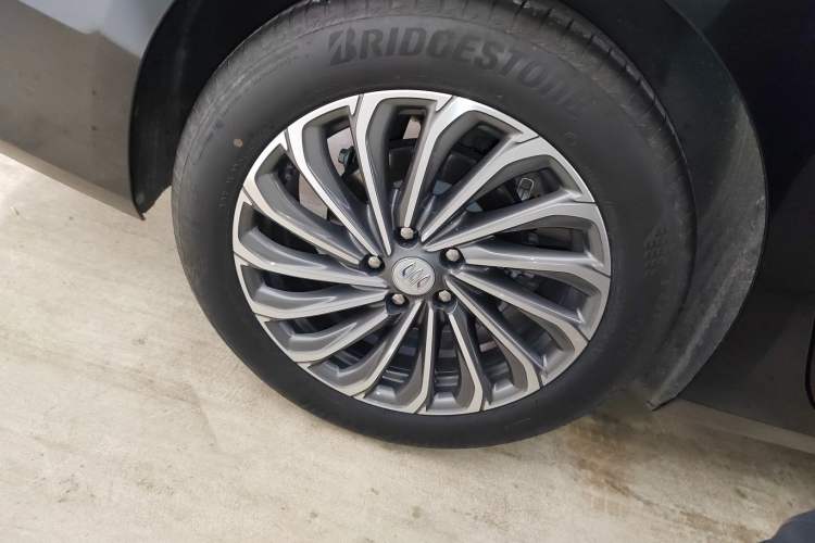 Used Buick LaCrosse 2023 28T Enjoyment Edition
