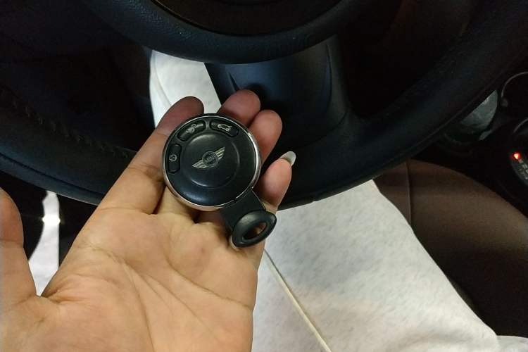 Used  Countryman 2014 1.6L ONE
