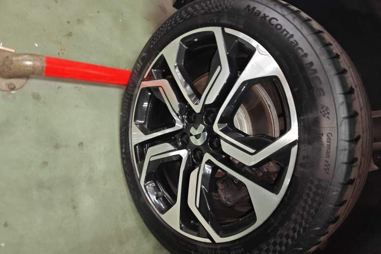 Used Nio ES8 2020 415 km Signature Edition 6-Seater Version
