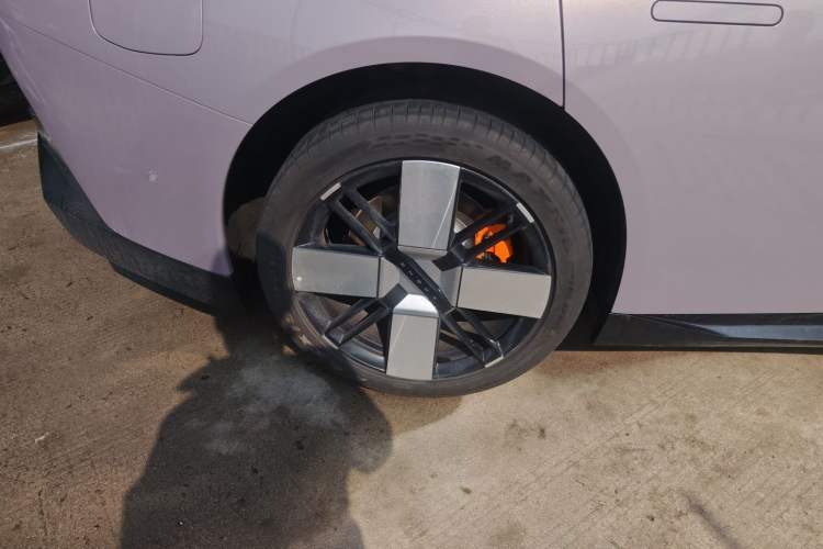 Used XPeng P7 2025 Model—702 Long Range Ultra
