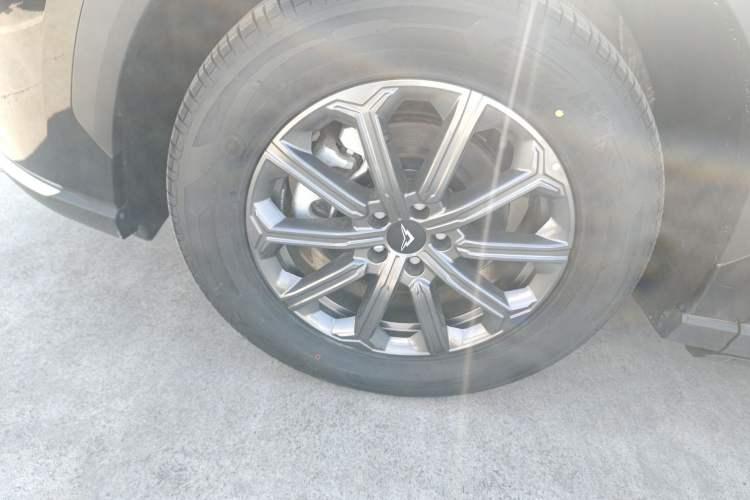 Used Cowin Kunlun 2025 1.5T Summit Edition 7-Seater