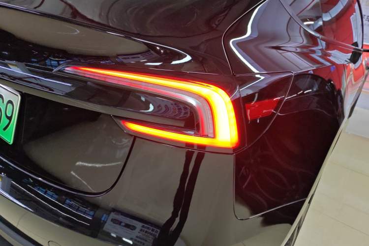 Used Tesla Model 3 2023 Rear-Wheel-Drive Version
