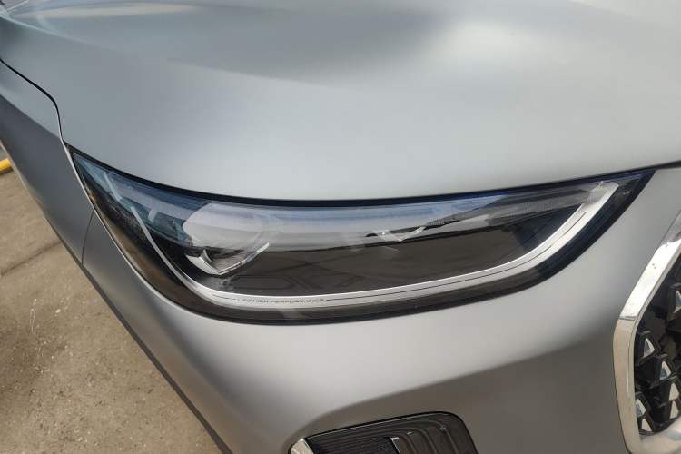 Used Chery Tiggo 8 L 2024 2.0T Two-Wheel Drive Prestige Version 5 Seats
