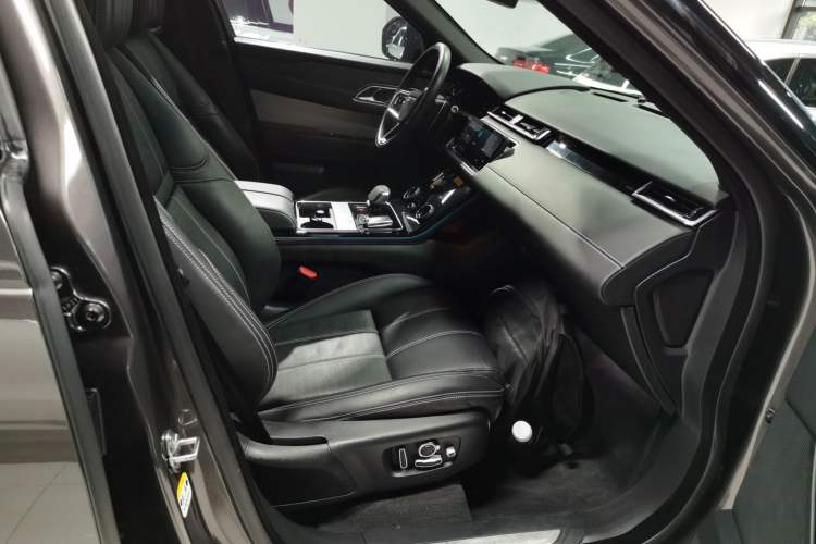 Used Land Rover Range Rover Velar 2022 250 PS Sparkling Heritage Edition
