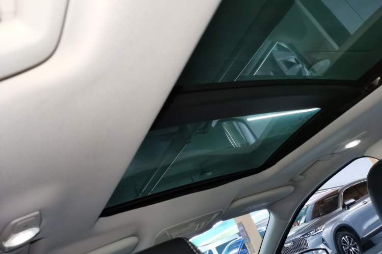 Used Ford Kuga 2013 1.6L GTDi Two-Wheel-Drive Trend Model
