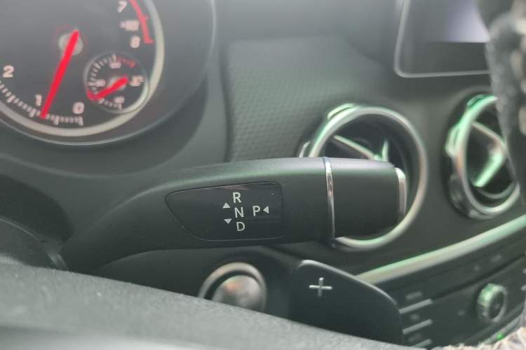 Used Mercedes-Benz GLA 2017 GLA 200 Fashion Model