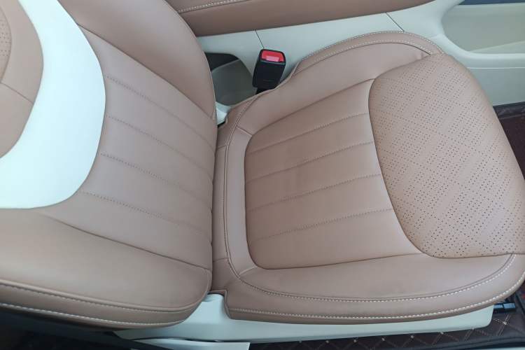 Used Wuling Bingo 2025 410 km Lingxi Deluxe Edition
