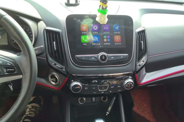 Used Changan CS55 2018 1.5T Automatic Colorful Edition China V Standard
