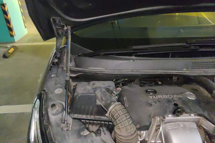 Used Buick GL8 2018 ES 28T Comfort Model China VI Standard
