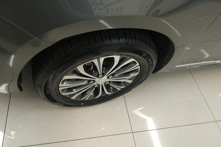 Used Buick GL8 2022 Land Business Class 652T Luxury Model