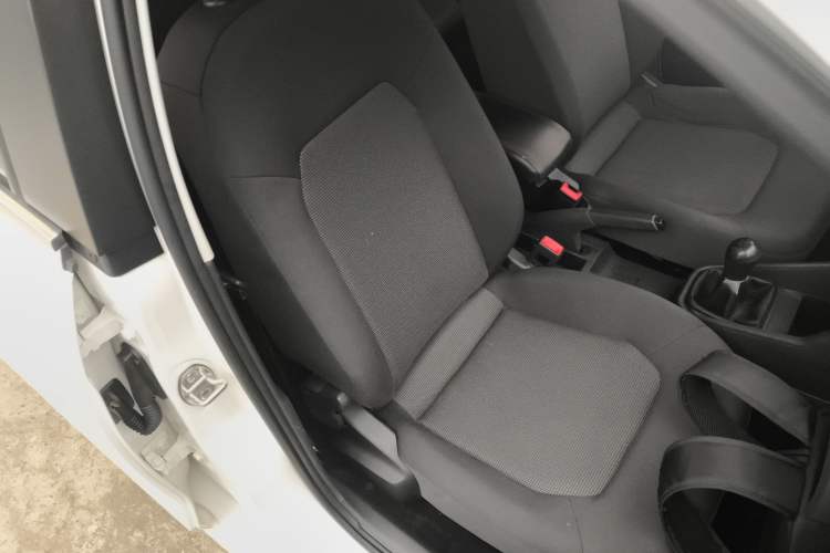 Used Volkswagen Jetta 2017 1.4L Manual Fashion Edition