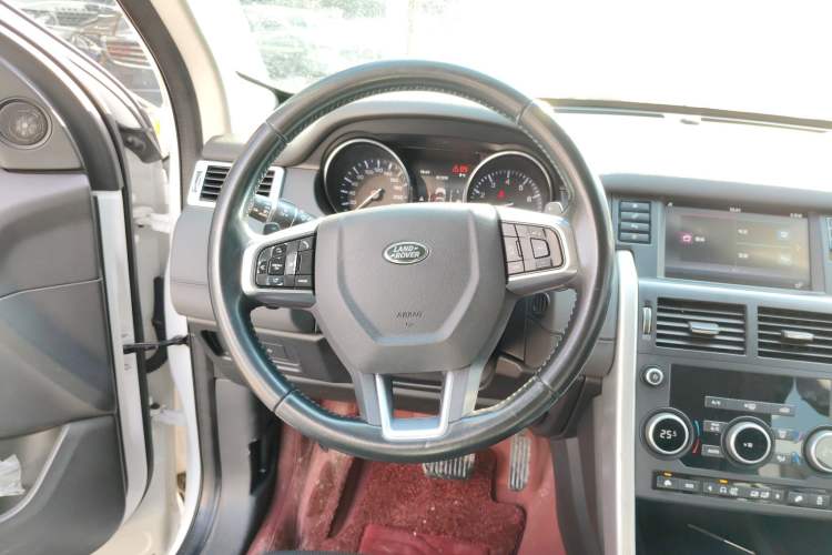 Used Land Rover Discovery Sport 2016 2.0T SE
