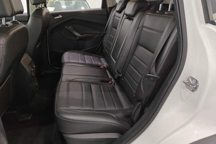 Used Ford Kuga 2018 EcoBoost 180 Two-Wheel-Drive Platinum Edition
