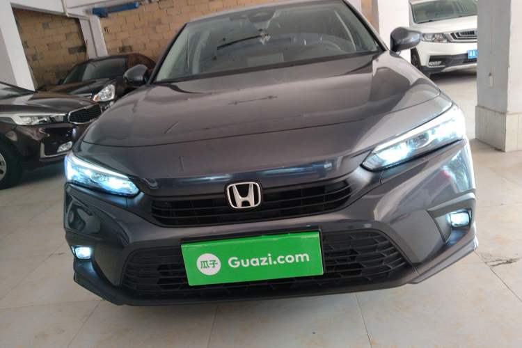 Used Honda Civic 2023 240TURBO CVT Dynamic Edition
