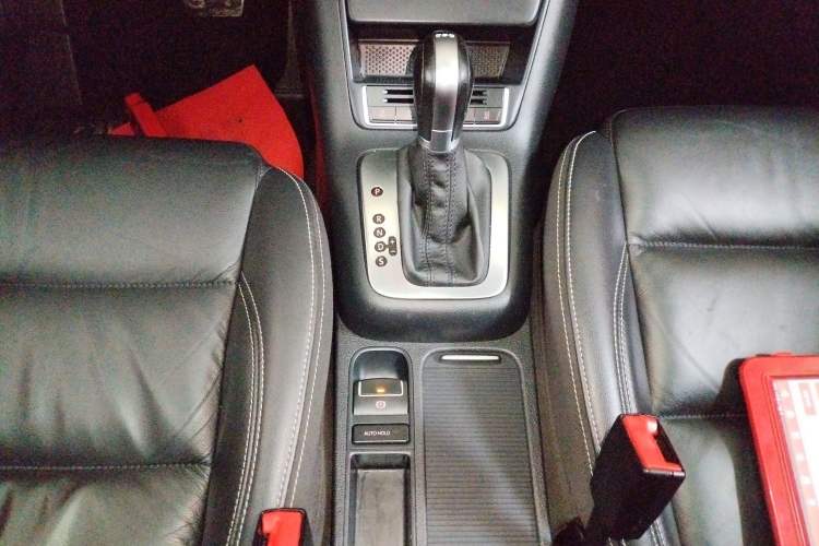 Used Volkswagen Tiguan 2016 280TSI Automatic Two-Wheel Drive Silk Road Comfort Edition
