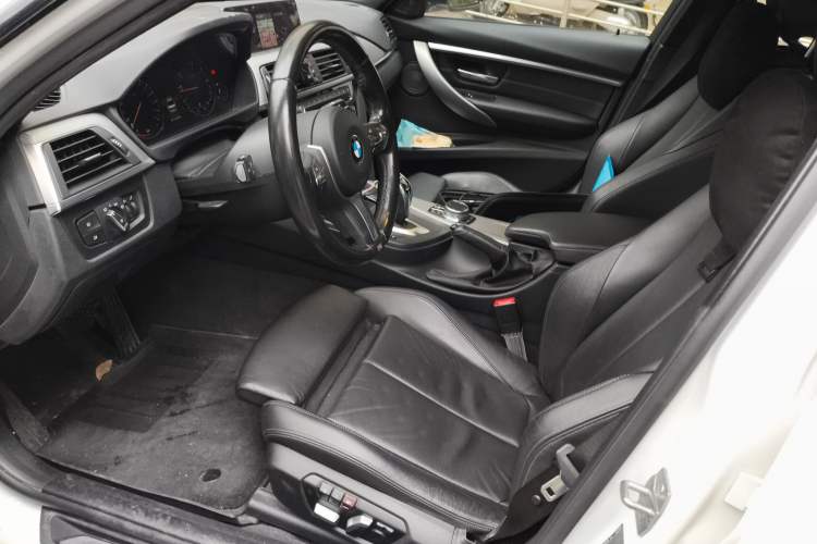 Used BMW 3 Series 2019 320i M Sport Night Edition
