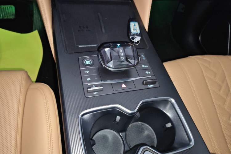 Used BYD Song L DM-i 2025 Intelligent Driving Version 160 km Beyond-Range Type