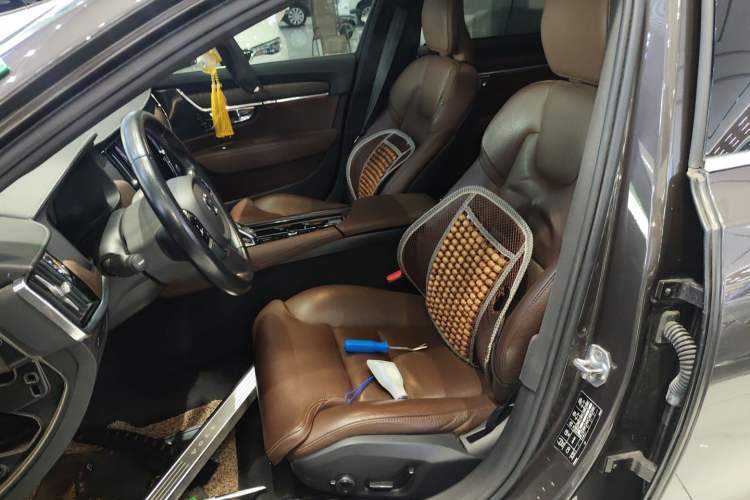 Used Volvo S90 2021 B5 Zhiyuan Luxury Edition
