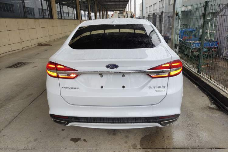 Used Ford Mondeo 2017 EcoBoost 200 Stylish Model
