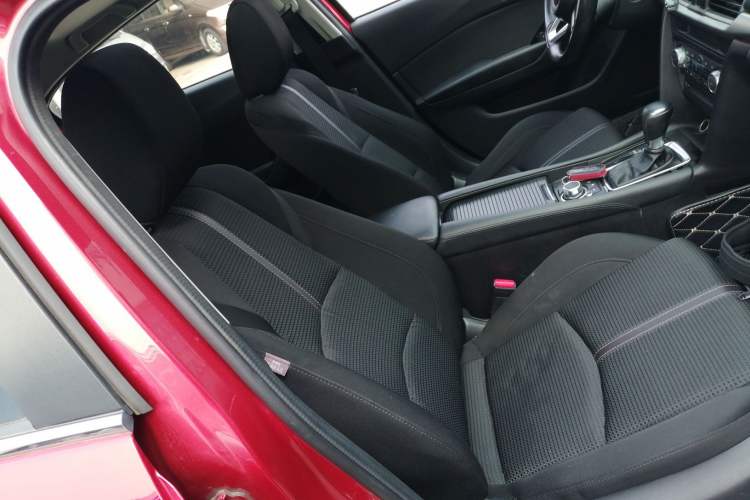 Used Mazda Mazda 3 Axela 2017 Hatchback 1.5L Automatic Luxury Model Emission Standard China V