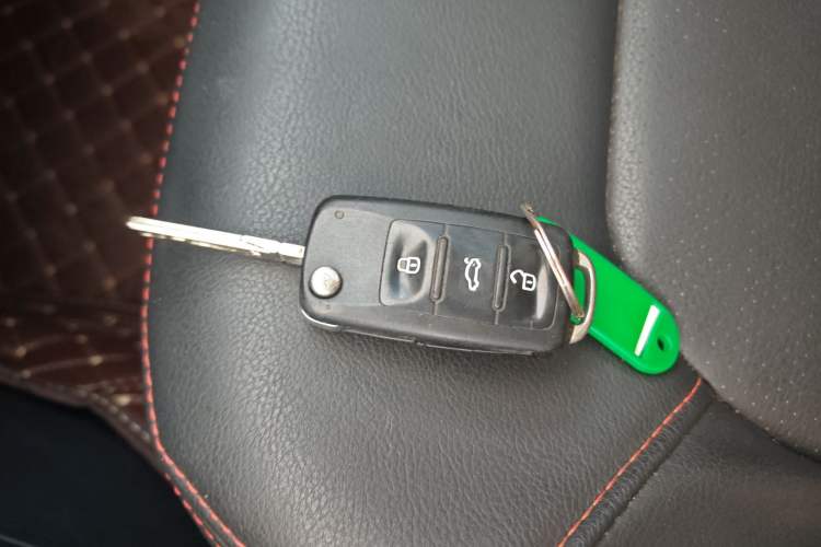 Used Volkswagen Santana 2016 1.4L Manual Fashion Edition
