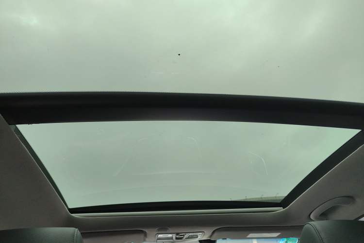 Used Hyundai Mistra 2016 1.8L Automatic Smart GLS