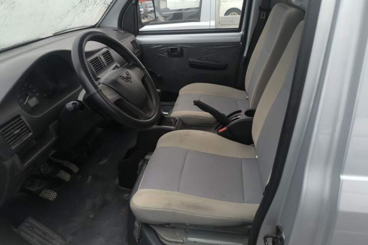 Used Wuling Rongguang Small Truck 2023 1.5L Single-Row LAR
