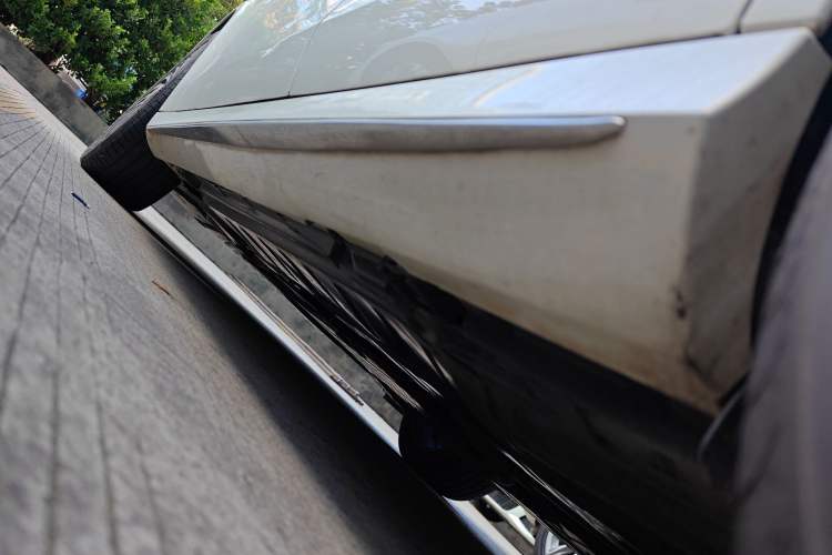 Used Mercedes-Benz E-Class 2020 Restyled E 300 L Sporty and Stylish Edition