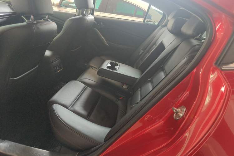 Used Mazda Atenza 2014 2.5L Blue Sky Prestige Edition
