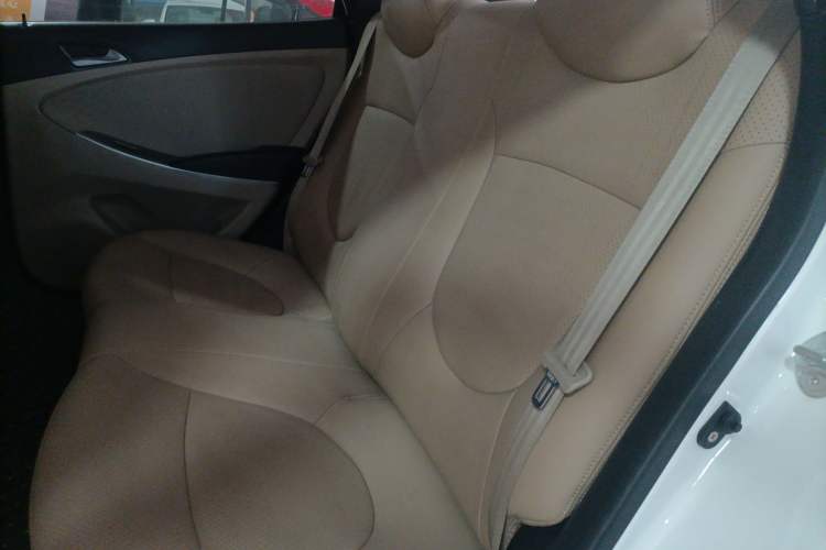 Used Hyundai Verna 2014 1.4L Automatic Smart GLS
