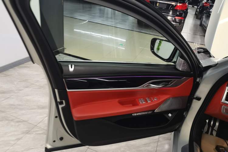 Used BMW 7 Series 2018 740Li xDrive Luxury Edition M Sport Package
