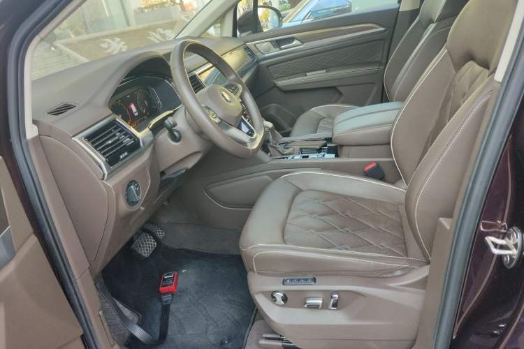 Used Volkswagen Viloran 2020 380TSI Prestige Edition
