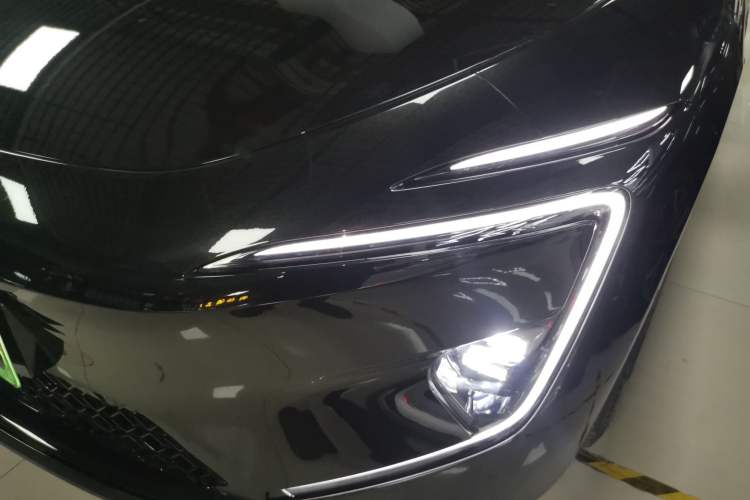 Used  12 2025 Ultra Extended-Range Edition